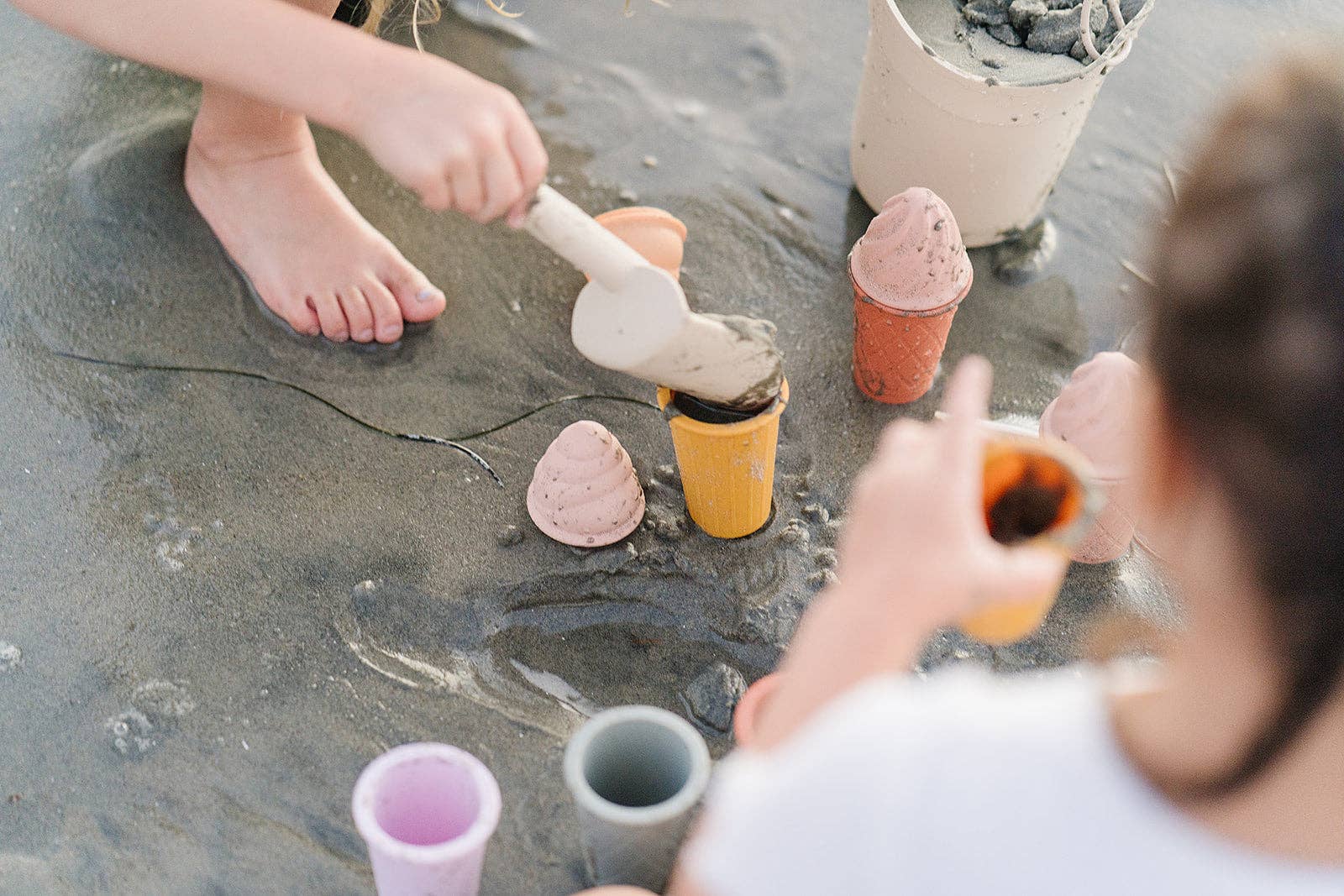 Classic Retro Ice Cream Beach Set - FORD + ELM