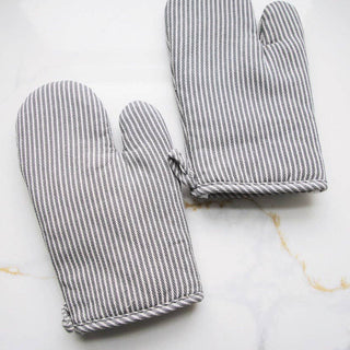 Stripe Oven Mitt