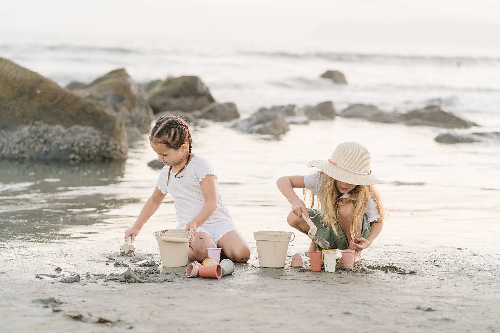 Classic Retro Ice Cream Beach Set - FORD + ELM