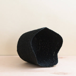 Black Scallop Basket