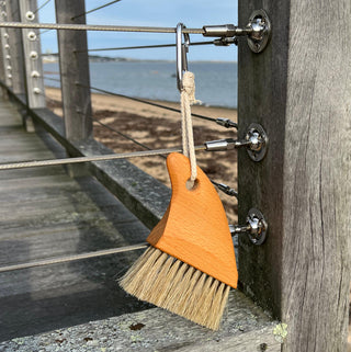 Beach Brush Shark Fin - FORD + ELM