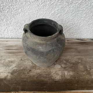 Small Clay Black Grey Pot
