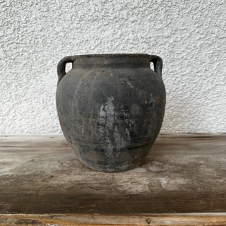 Small Clay Black Grey Pot