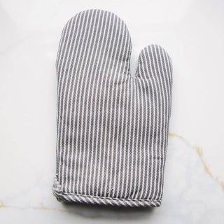 Stripe Oven Mitt