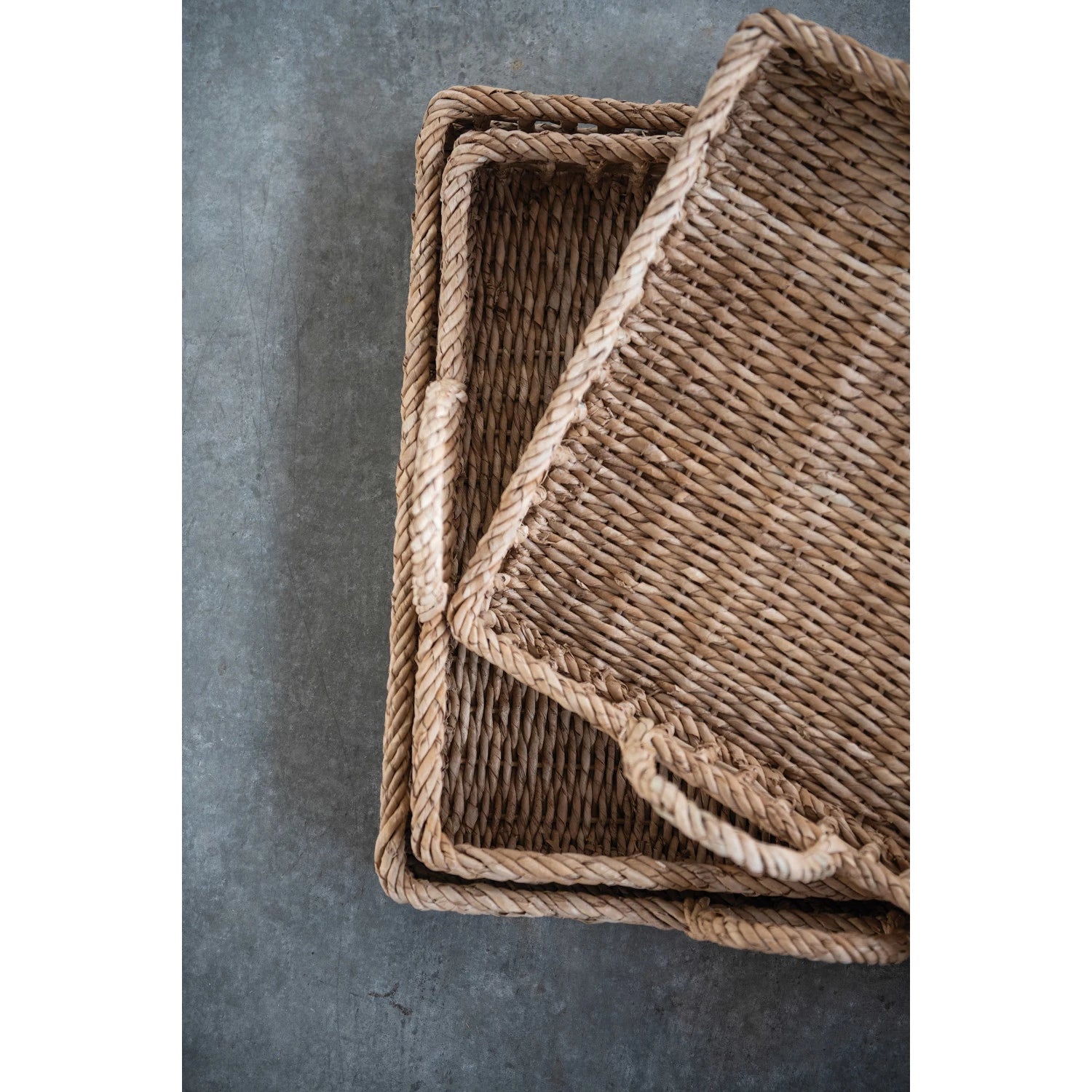 Decorative Water Hyacinth Tray - FORD + ELM