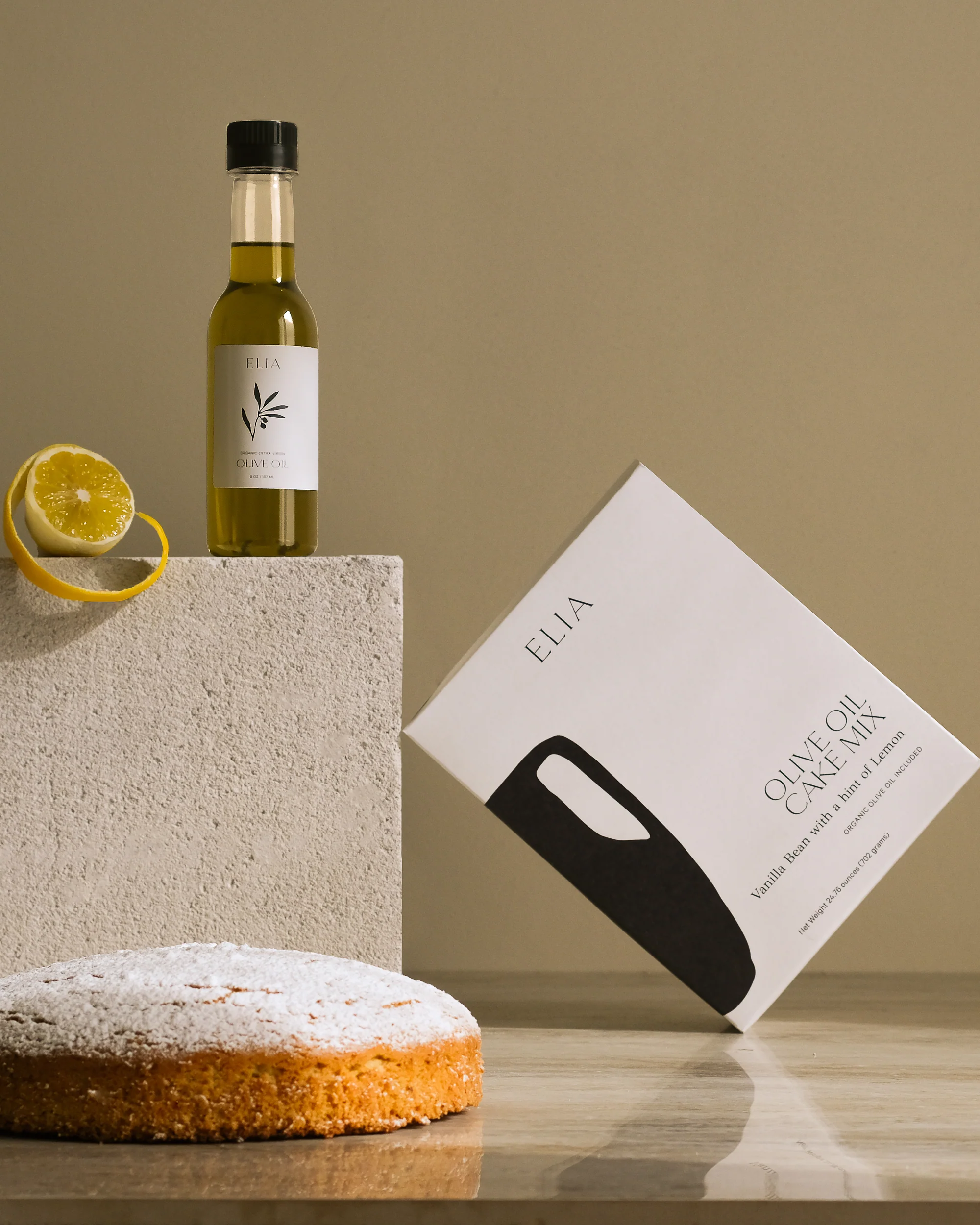 Vanilla with a hint of Lemon Olive Oil Cake: The Classic.